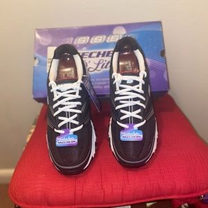 Skechers D'Lites (Black and White)